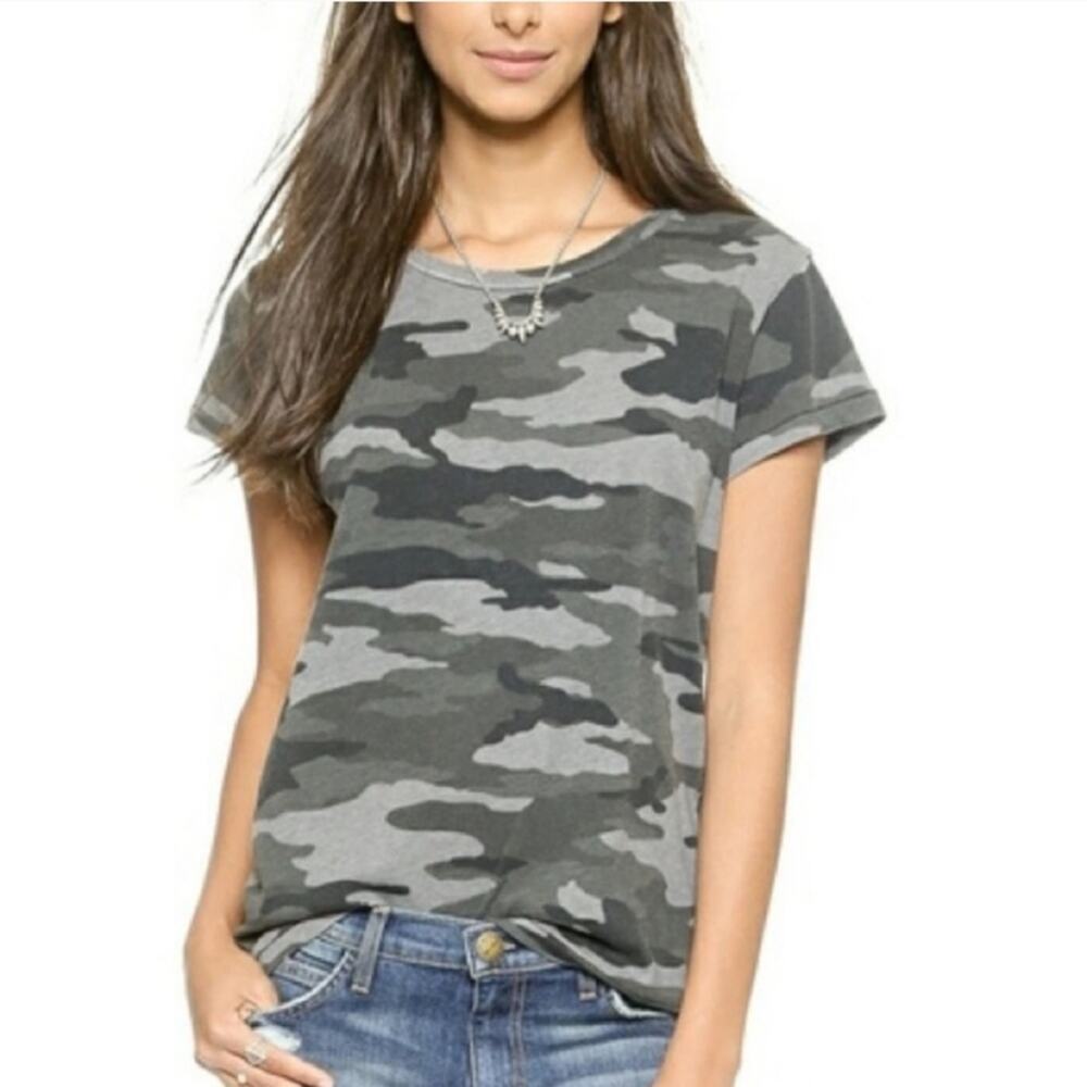 Current/Elliott Distressed Camo Short Sleeve Shirt size Small (2)